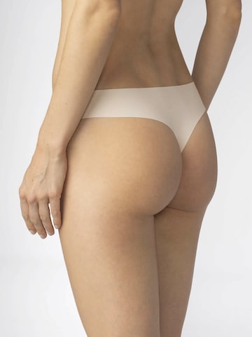 Mey Thong in Beige