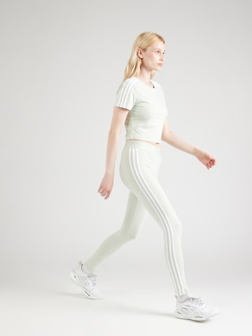 ADIDAS SPORTSWEAR - Skinny Pantalón deportivo 'Essential' en verde