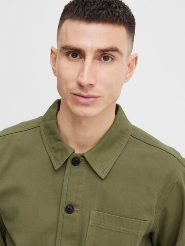 Veste mi-saison 'Vand' !Solid en vert