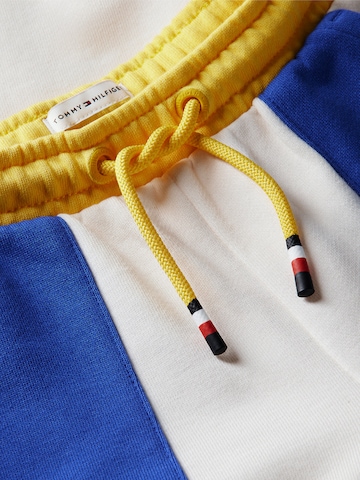 Loosefit Pantalon TOMMY HILFIGER en blanc