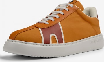 Sneaker bassa ' Runner K21 ' di CAMPER in arancione: frontale