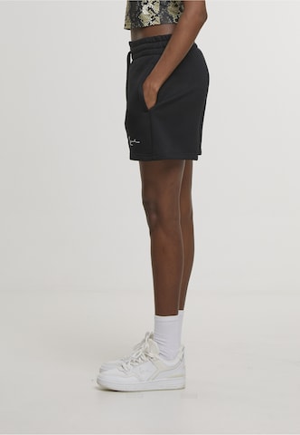 Karl Kani Regular Broek in Zwart