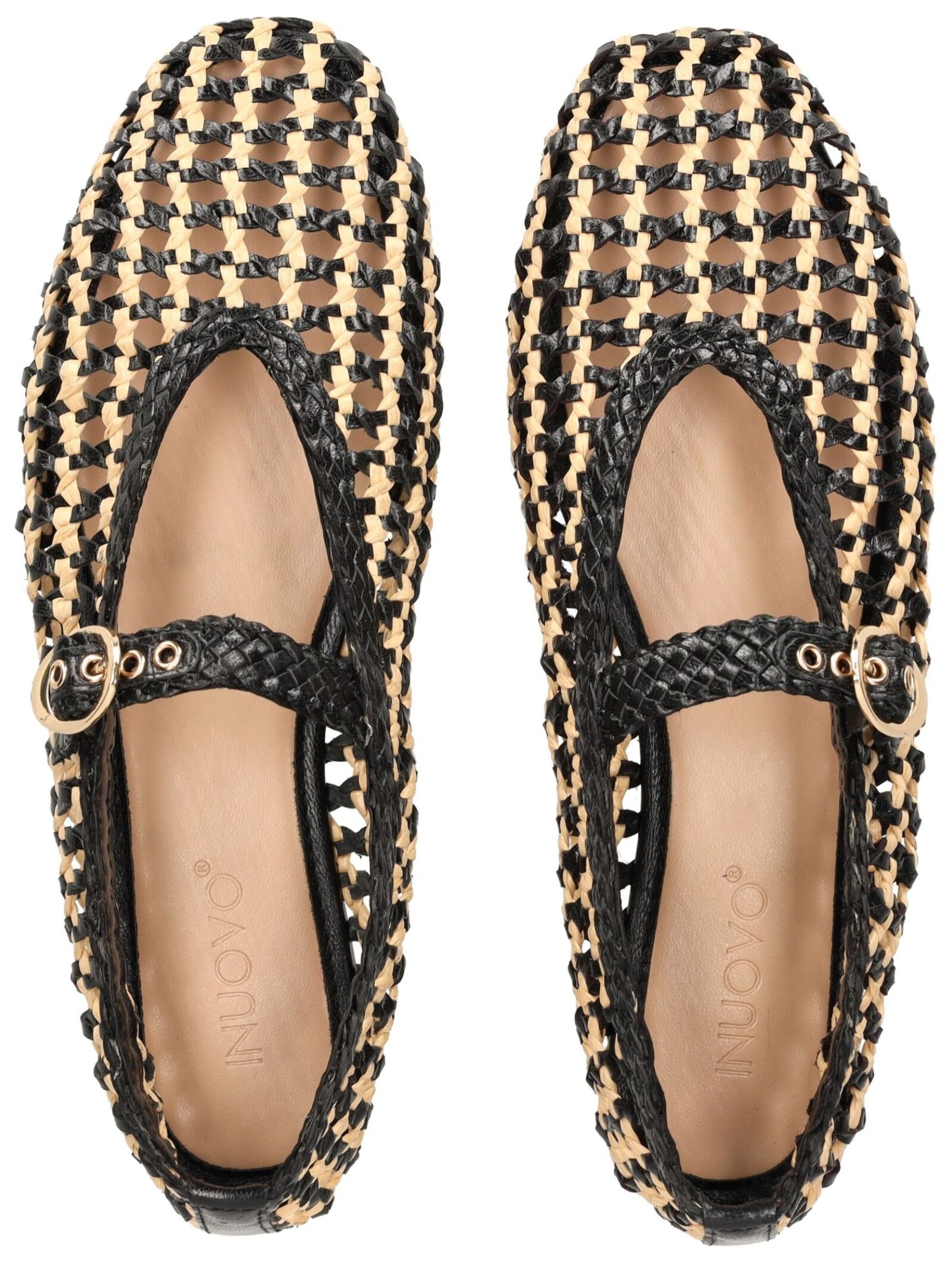 INUOVO Ballerina in Schwarz