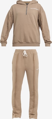 Survêtements Tom Barron en beige : devant