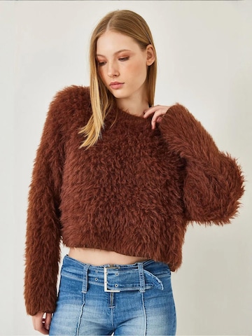 Bianco Lucci Trui in Bruin: voorkant