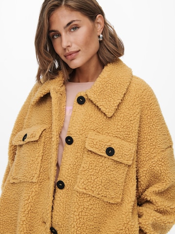 ONLY Демисезонное пальто 'Camilla' в Желтый