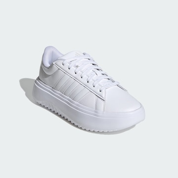 ADIDAS SPORTSWEAR - Zapatillas deportivas bajas 'Grand Court' en blanco