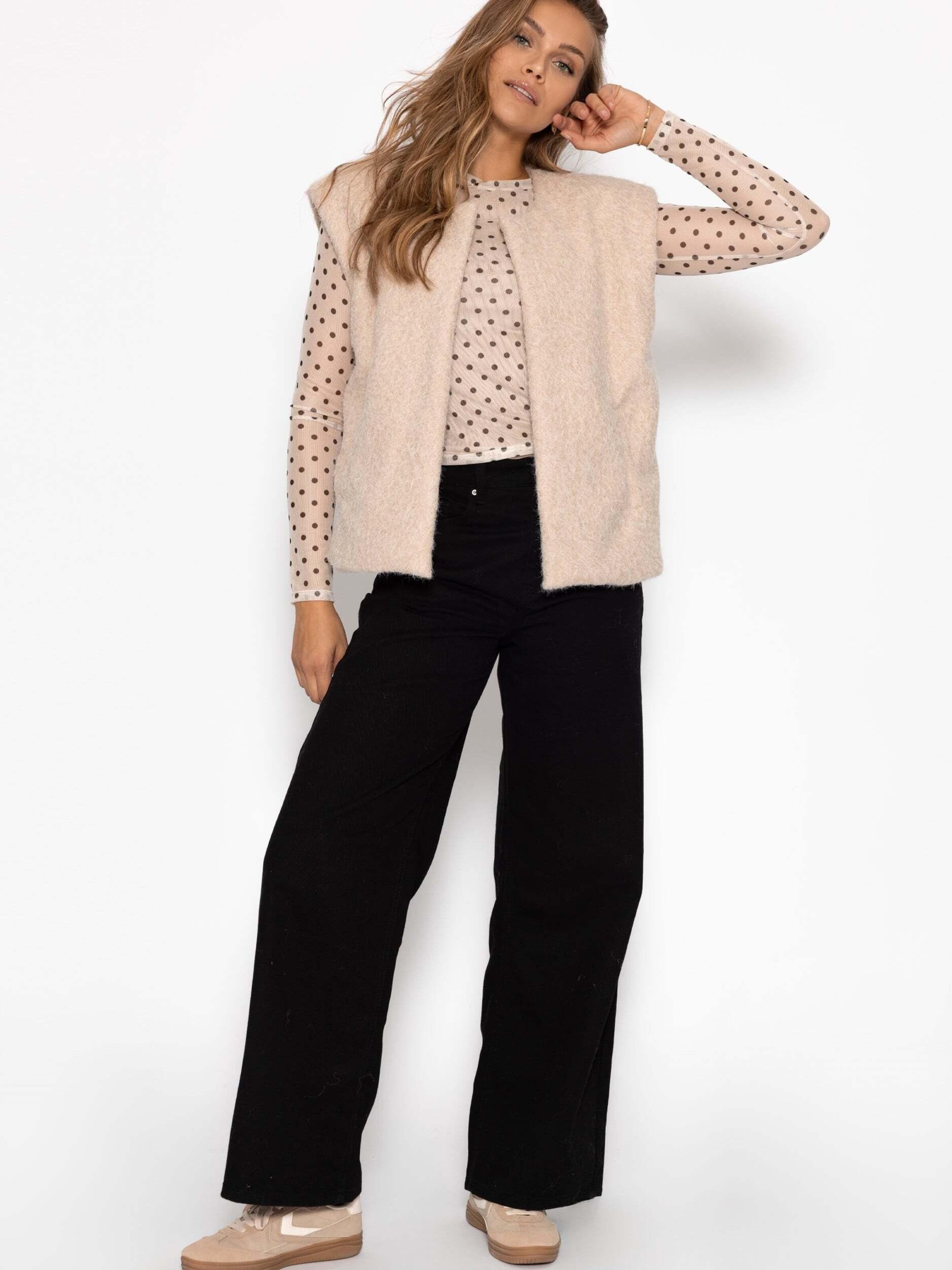 SASSYCLASSY Shirt‌‌‌‌‌‌‌‌ in Beige