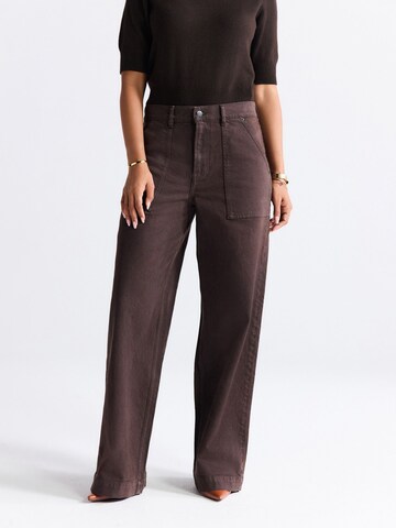 Next - Perna larga Calças de ganga em castanho: frente