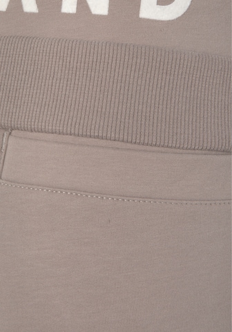 Elbsand Tapered Hose in Beige