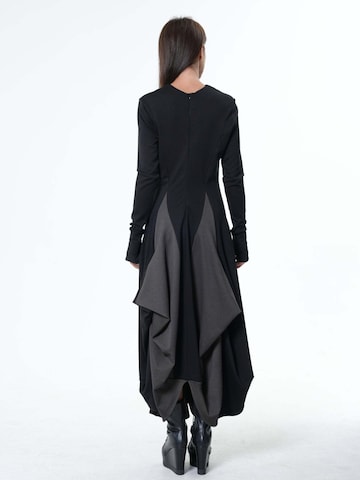 Robe de soirée Metamorphoza en noir
