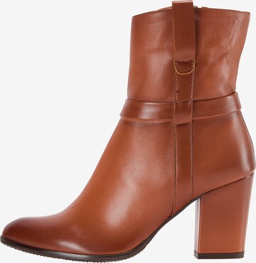 DreiMaster Klassik Ankle Boots in Brown: front