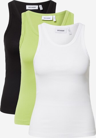 WEEKDAY Top in Groen: voorkant