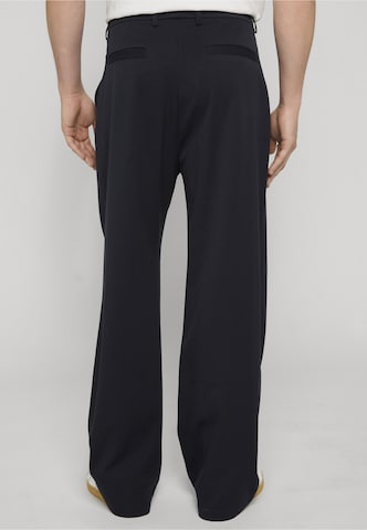 2Y Studios Loose fit Pleat-Front Pants 'Tahlo' in Blue