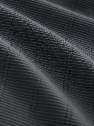 Tricou de la Next pe albastru