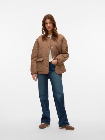 VERO MODA Tussenjas 'VMSunny' in Bruin