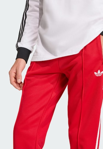 ADIDAS ORIGINALS Slimfit Hose 'Classic' in Rot
