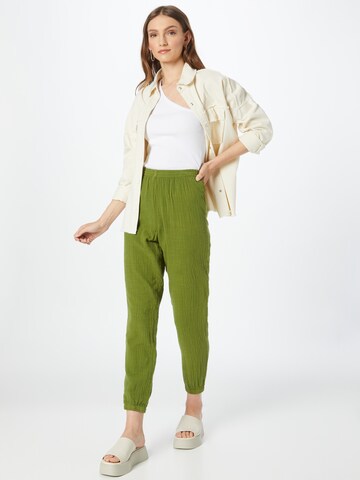 AMERICAN VINTAGE Tapered Pants 'OYOBAY' in Green