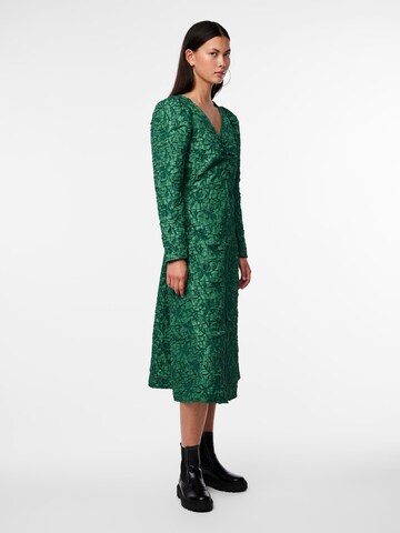 PIECES - Vestido 'GRETCHEN' en verde