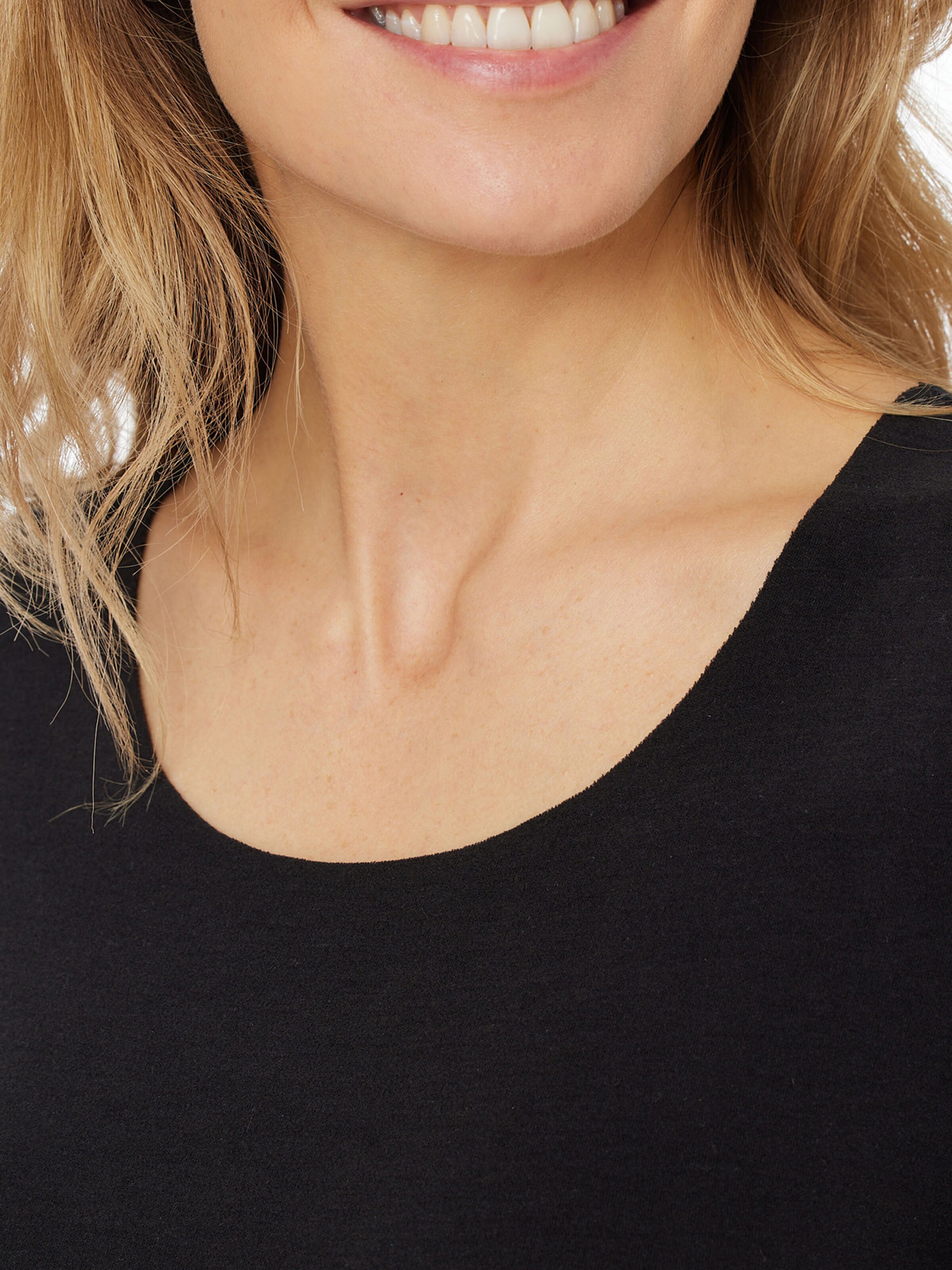 SCHIESSER Unterhemd in Schwarz