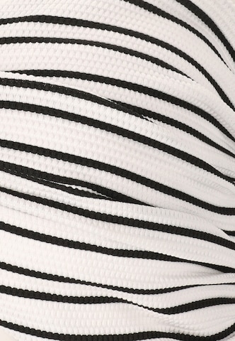 Athlecia Triangle Bikini top 'Destiny' in White