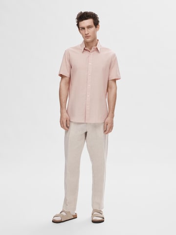SELECTED HOMME Regular fit Button Up Shirt in Pink