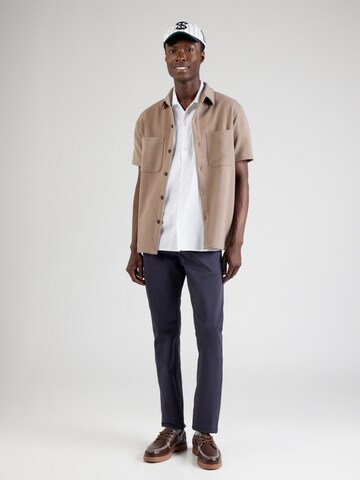 SELECTED HOMME Regular fit Πουκάμισο 'SLHBOXY-SUN' σε λευκό
