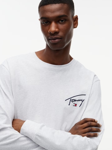 Tommy Jeans - Camiseta en gris