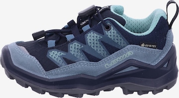 LOWA Flats 'Maddox Pro' in Blue: front