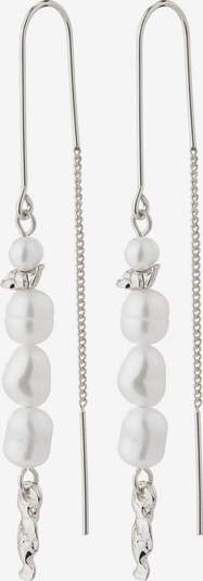 Pilgrim Boucles d'oreilles 'BERTHE' en argent / blanc perle, Vue avec produit