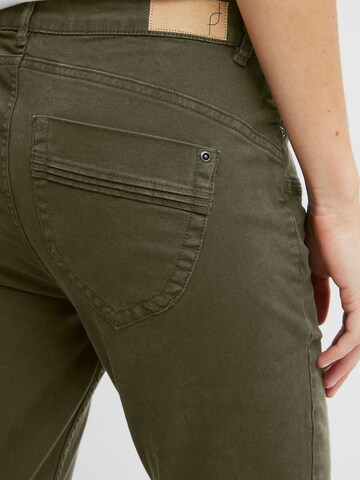 Fransa - Slimfit Vaquero en verde