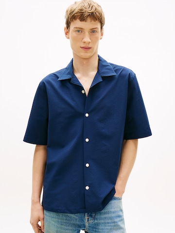 Fit confort Chemise TOMMY HILFIGER en bleu : devant