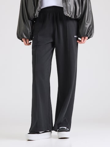 juoda ELLESSE Plačios klešnės Kelnės 'Casoli': priekis