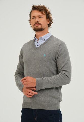 Pull-over Giorgio di Mare en gris