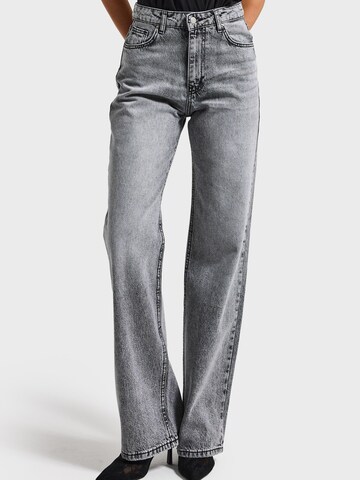 IT'S BASIC Regular Jeans 'EMMA STRAIGHT MID RISE JEANS' in Grijs