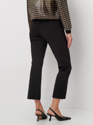 TONI Regular Trousers in Black