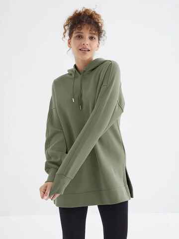 Felpa di Tommy Life in verde