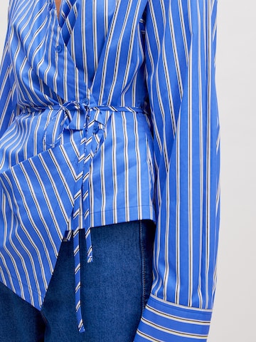 Chemisier 'Lillith' EDITED en bleu