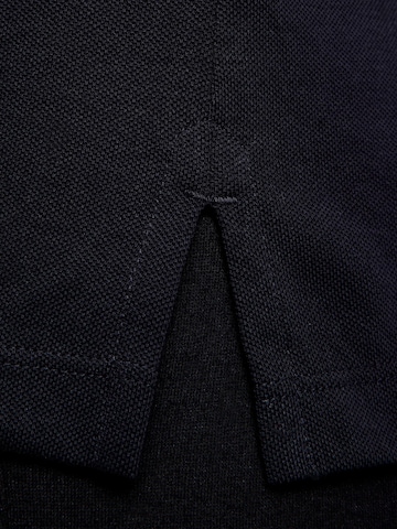 FALKE Shirt 'Essential'‌‌‌‌‌‌‌‌‌‌ in Schwarz