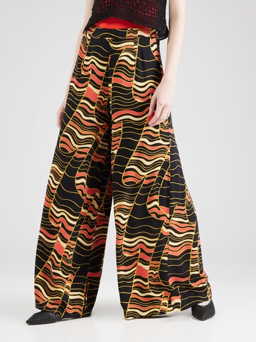 King Louie Wide leg Broek 'Wildly' in Zwart: voorkant