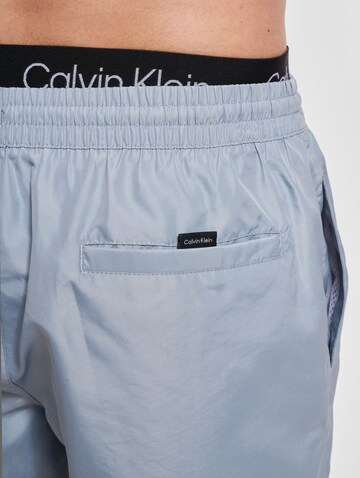 Calvin Klein Swimwear Plavecké šortky - Sivá