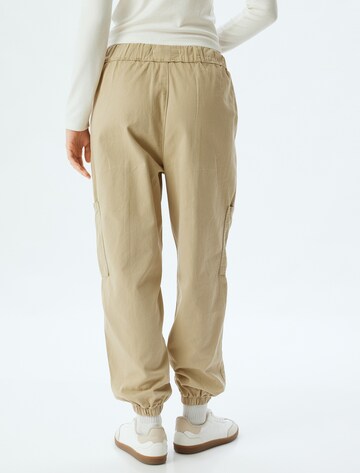 Koton Tapered Cargobroek in Beige