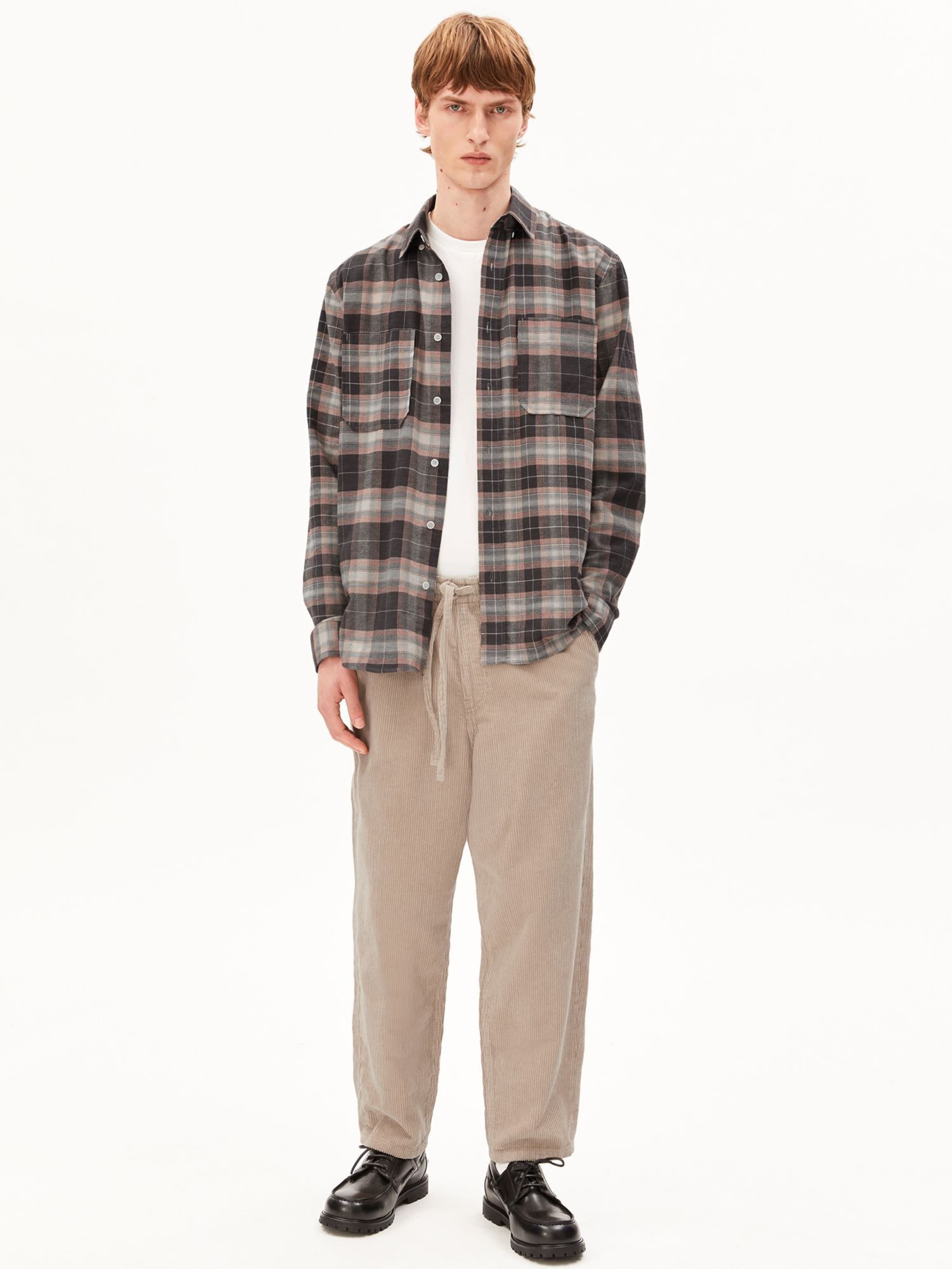 ARMEDANGELS Loosefit Broek in Beige: voorkant