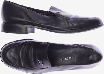 HECHTER PARIS Flats & Loafers in 39 in Black: front