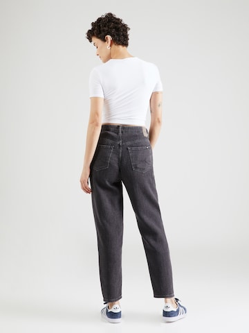 MUSTANG Tapered Jeans 'Charlotte' in Grijs