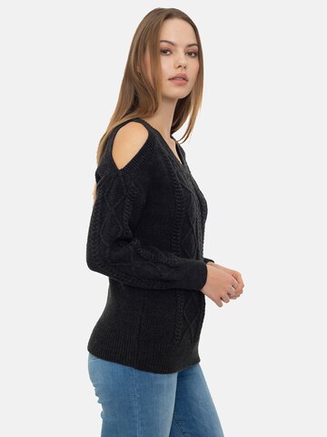 Jacey Quinn - Jersey en negro