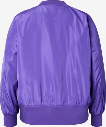 Zizzi Prehodna jakna 'MSIDNEY' | vijolična barva