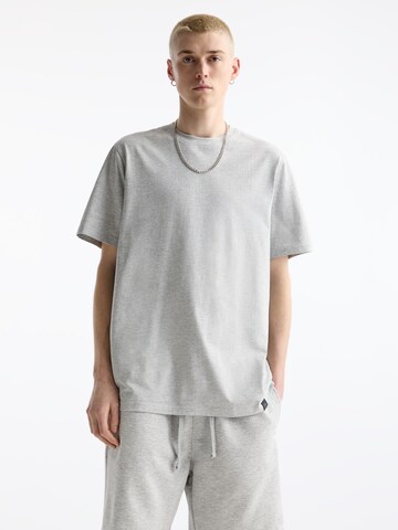 Pull&Bear Sweatshirt i grå