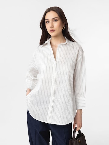 Antioch Blouse 'Susanne' in White: front