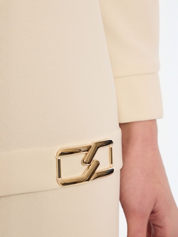 Ana Alcazar Jurk ' Ensaly ' in Beige